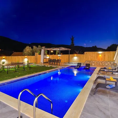 3 Bedroom Luxury In Hacioglan Village Villa